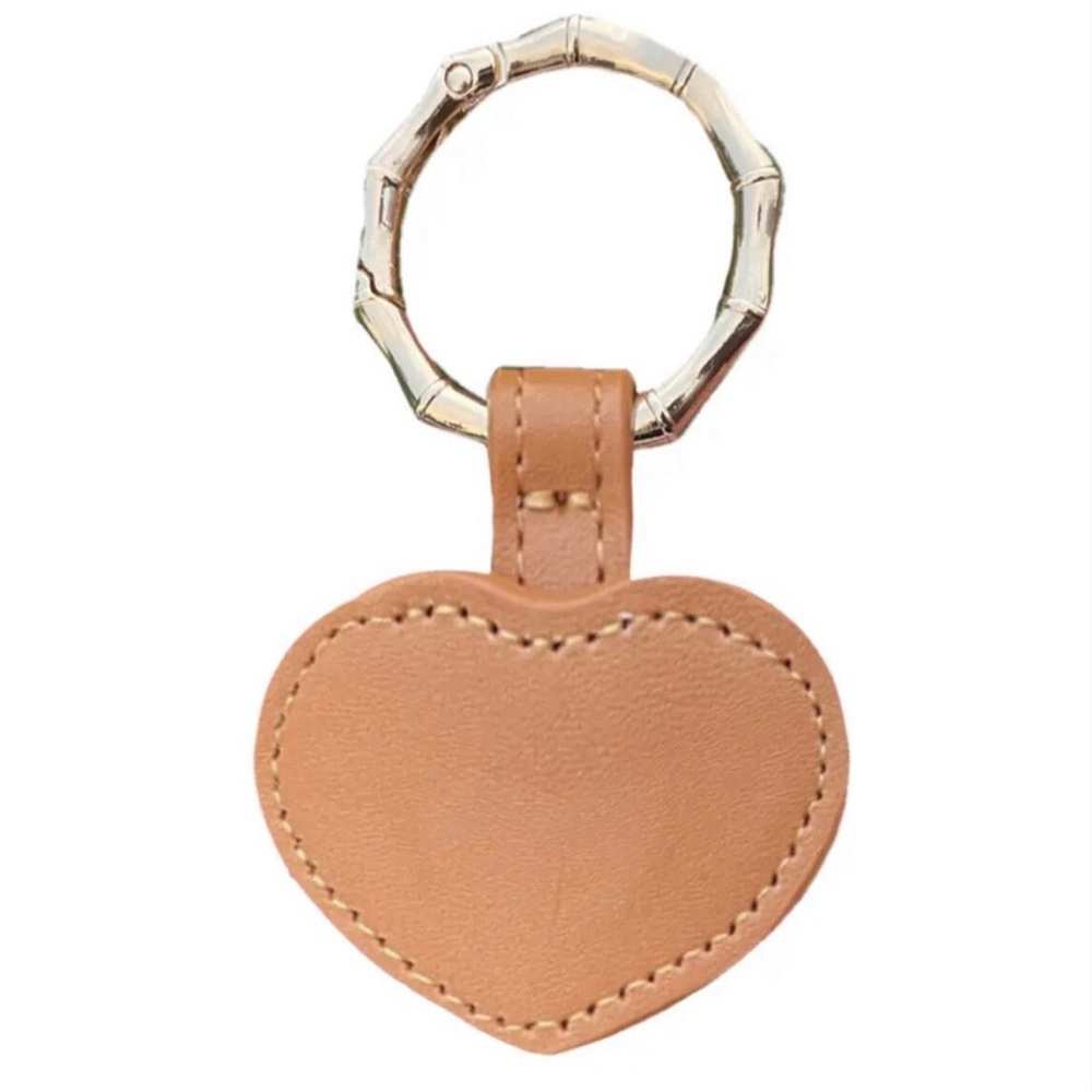 Hat holder, heart hat magnetic clip hat holder, hat holder, magnetic hat clip,